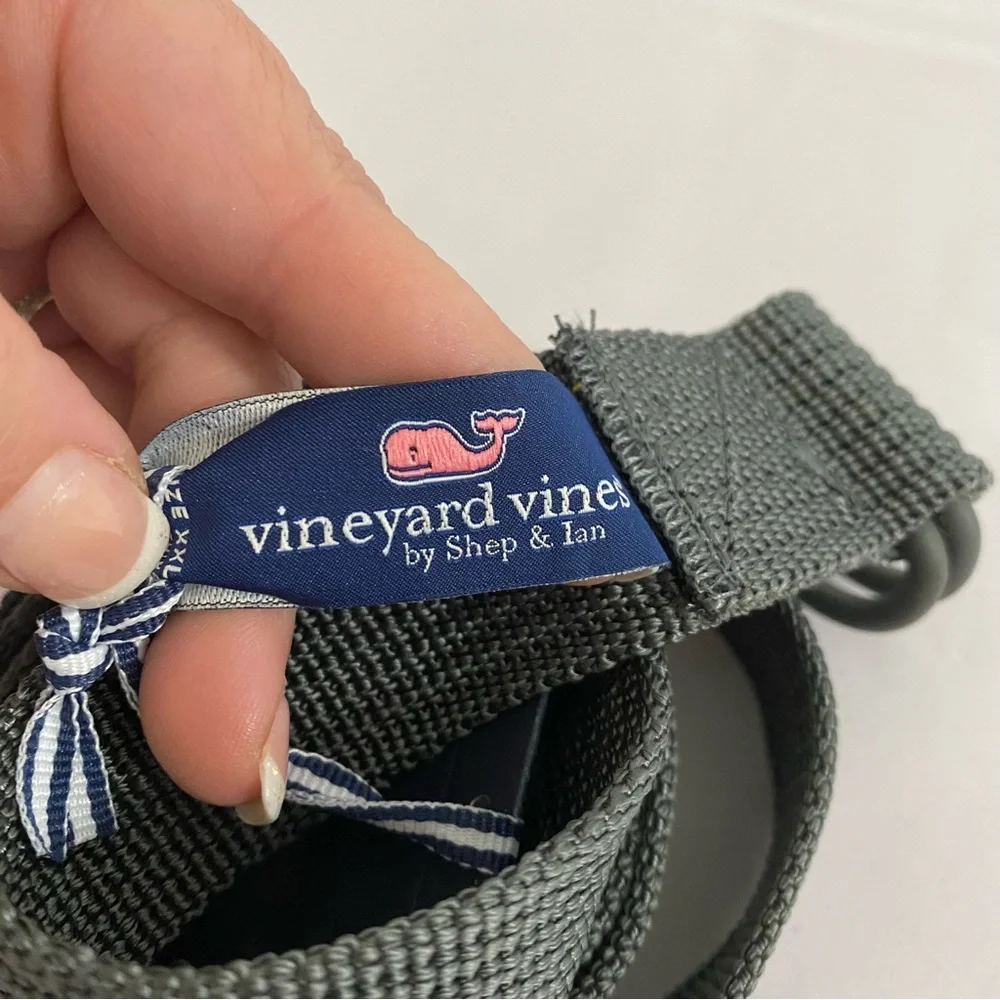 Men’s Vineyard Vines NWT Textured Webbing D-Ring On The Go Belt‎ In Gray